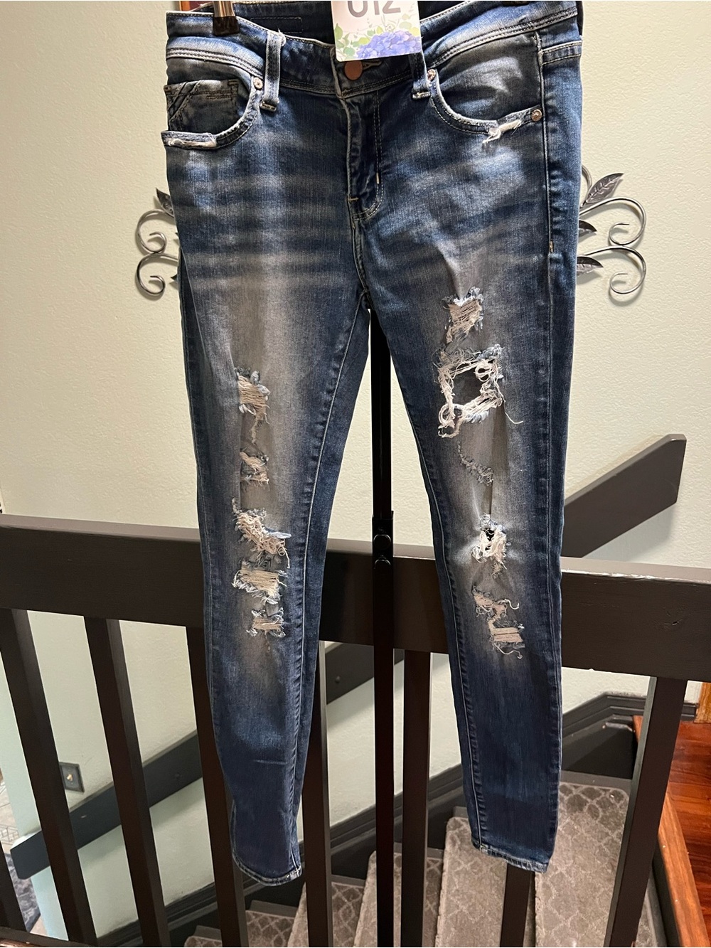 Buckle Blck  Dark Blue Distressed Skinny Jeans 26X32 #DS012